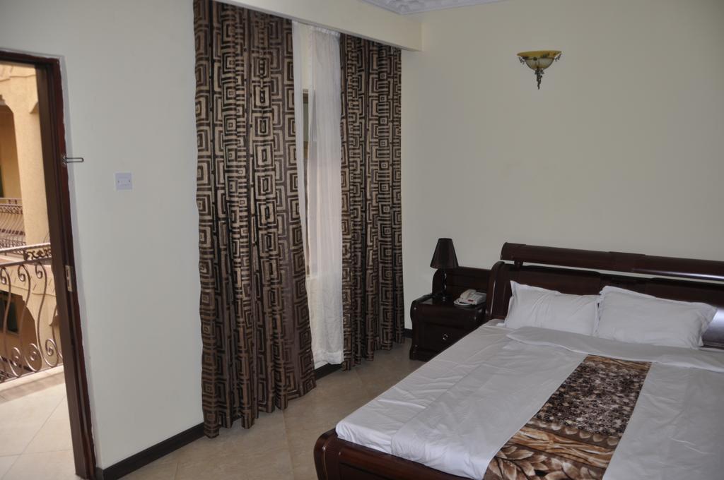 Biraj International Hotel كامبالا المظهر الخارجي الصورة