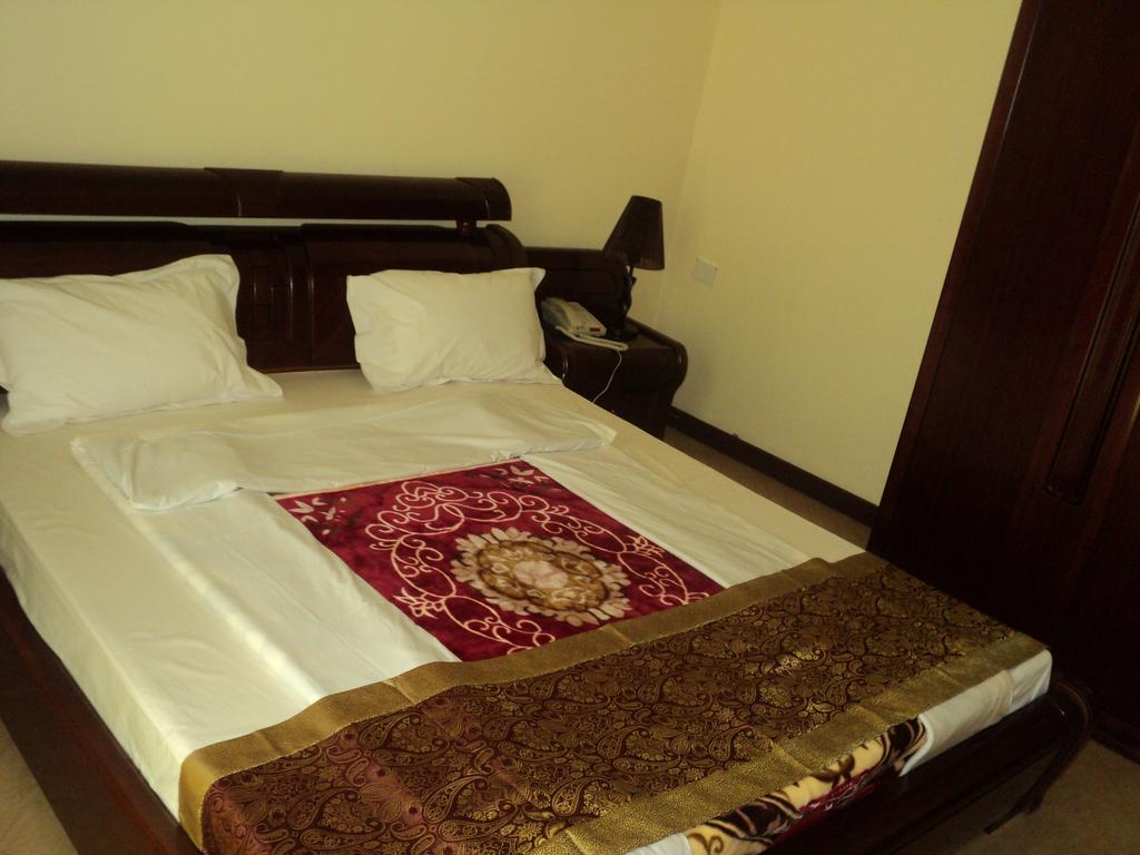 Biraj International Hotel كامبالا المظهر الخارجي الصورة