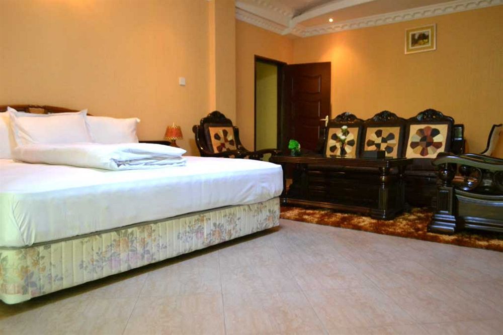 Biraj International Hotel كامبالا المظهر الخارجي الصورة