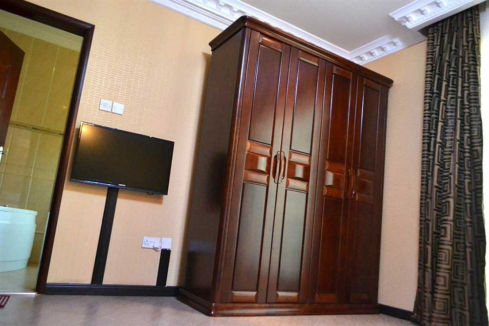 Biraj International Hotel كامبالا المظهر الخارجي الصورة