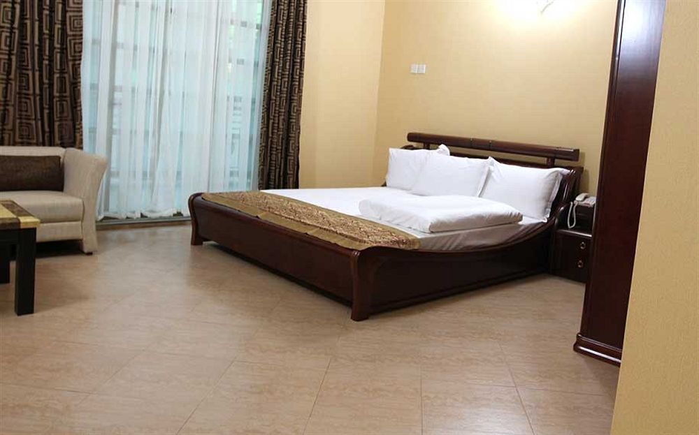 Biraj International Hotel كامبالا المظهر الخارجي الصورة