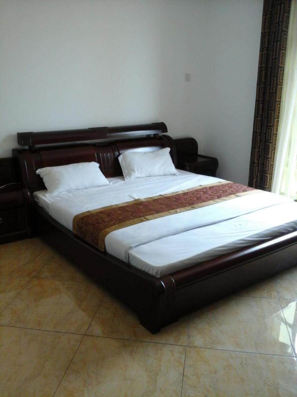 Biraj International Hotel كامبالا المظهر الخارجي الصورة